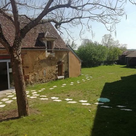 L'auberge de Treigny Exterior foto