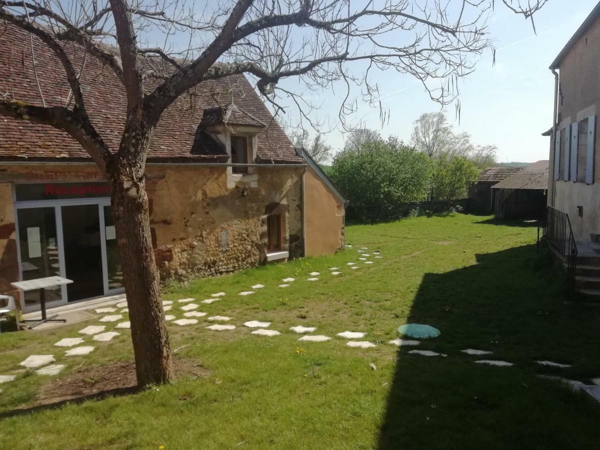 L'auberge de Treigny Exterior foto